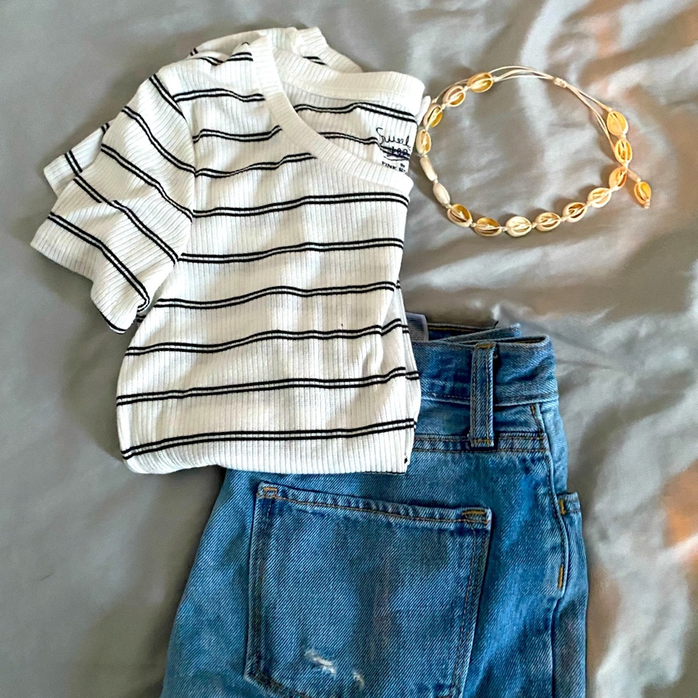 black and white tie t shirt